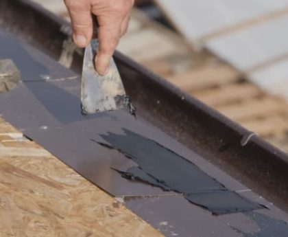 Red Flags to Watch Out for When Hiring a Manchester Roof Installation Contractor