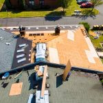 The Role of a Roof Replacement Contractor in Seymour’s Climate